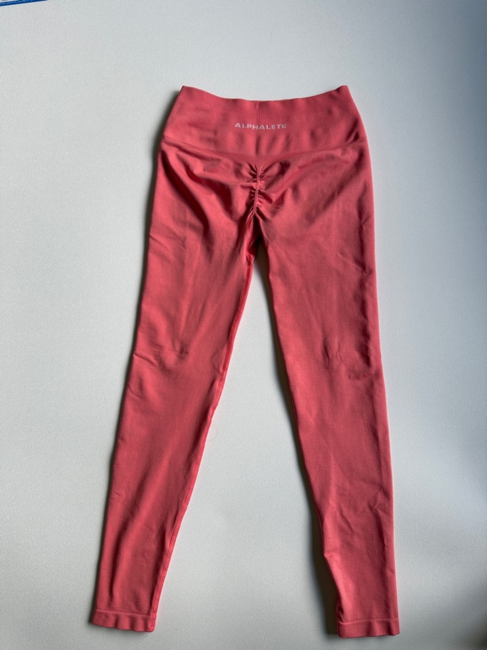 Alphalete peach color Scrunch-Back Leggings